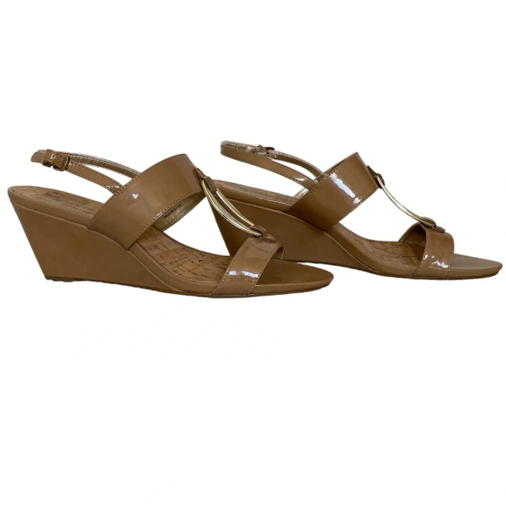Bandolino features •step